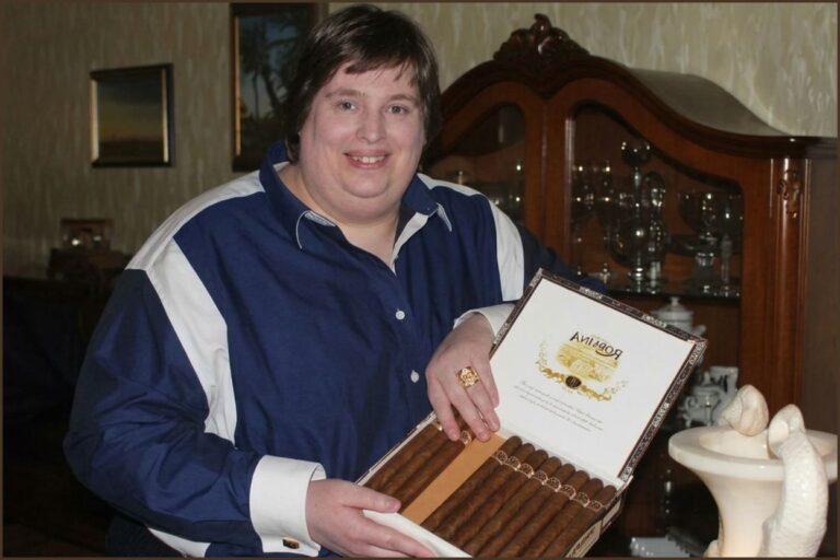 Daniel Beuthner Wikipedia: Alles über Krankheit, Gewicht, Ehefrau & Alter Daniel Beuthner